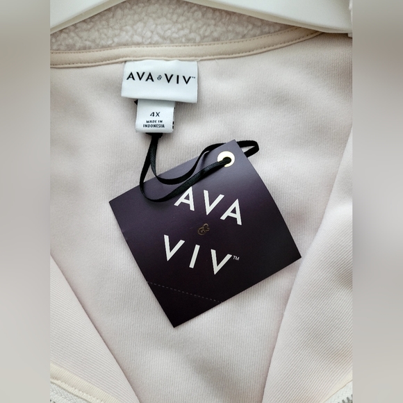 NWT Women's Plus Size 4X Fleece Pullover Outerwear Cream Color - Picture 5 of 16